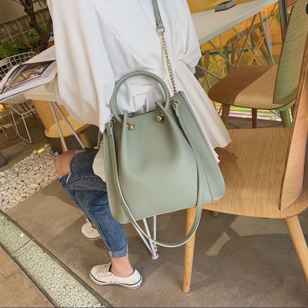 🆕DIANE Round Handle Bucket Bag - Picture 3 of 8
